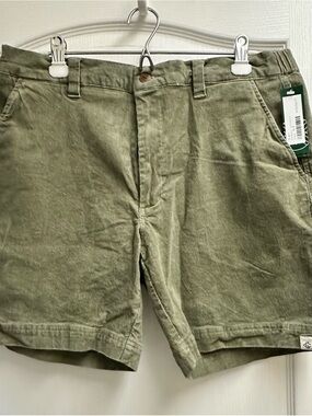 Grayers Olive Flat-Front Corduroy Shorts